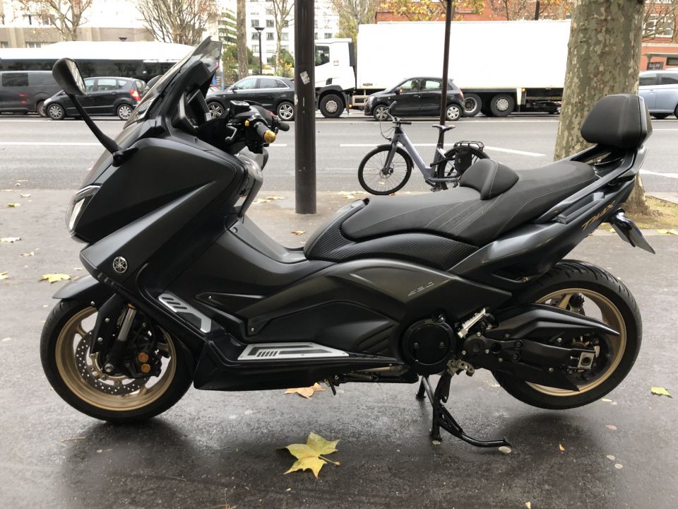 YAMAHA XP T-MAX 530 IRON MAX 4