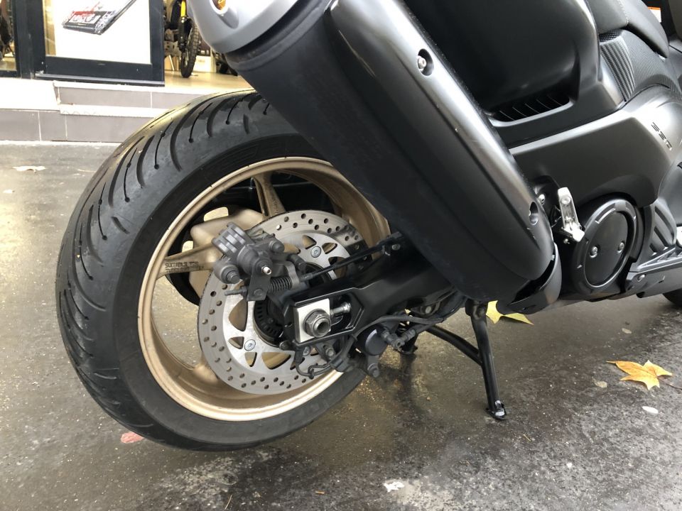 YAMAHA XP T-MAX 530 IRON MAX 4