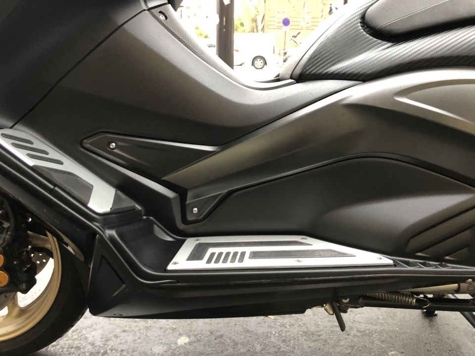 YAMAHA XP T-MAX 530 IRON MAX 4