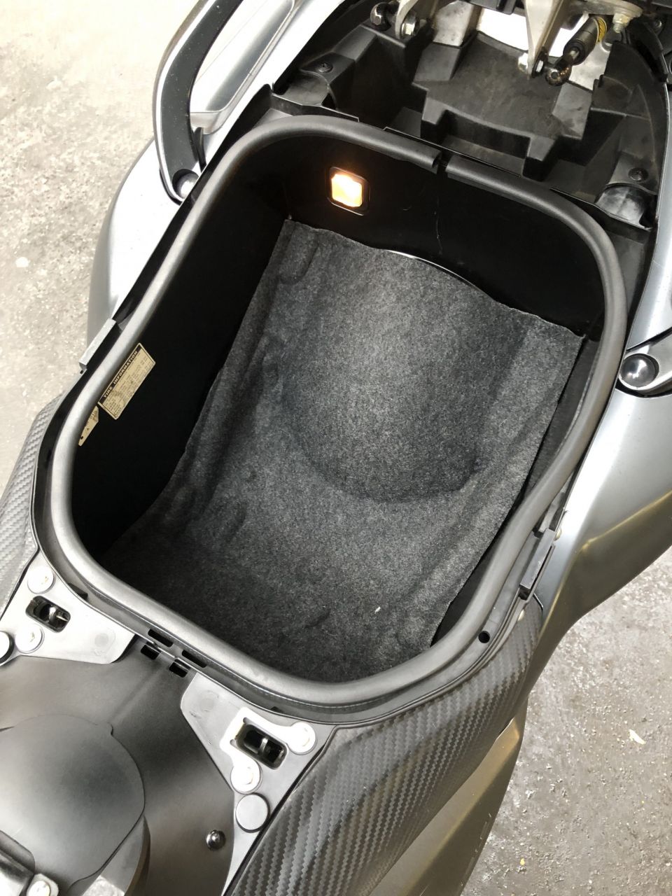 YAMAHA XP T-MAX 530 IRON MAX 4