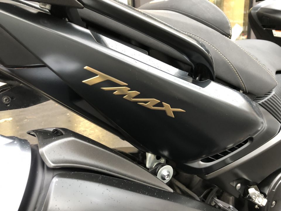 YAMAHA XP T-MAX 530 IRON MAX 4