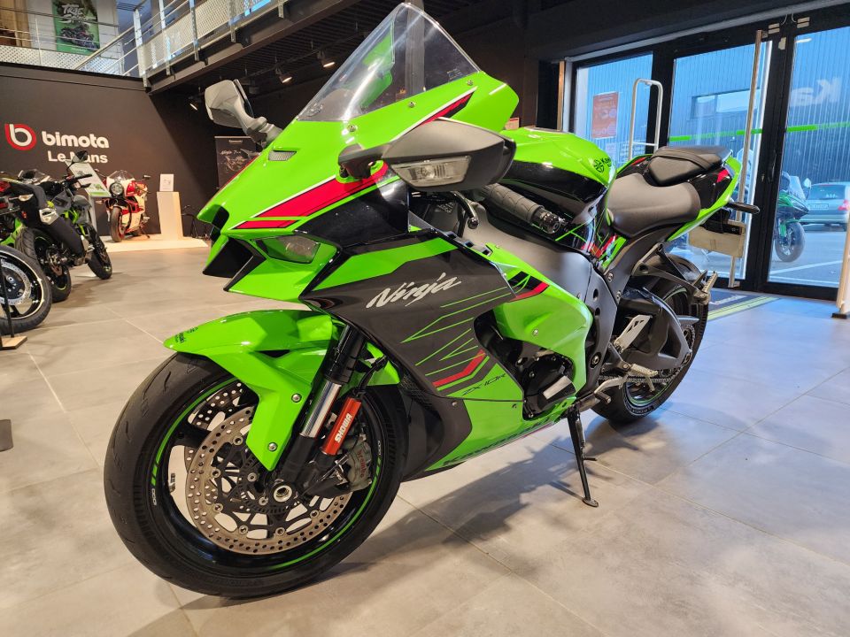 KAWASAKI ZX-10R 4