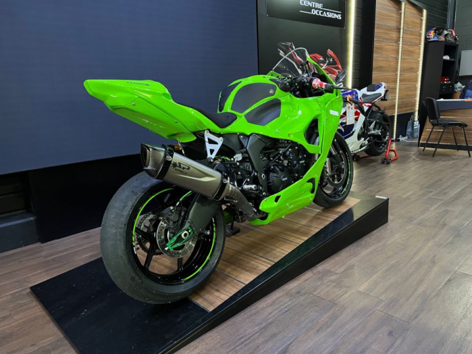 KAWASAKI ZX-6R 636 4