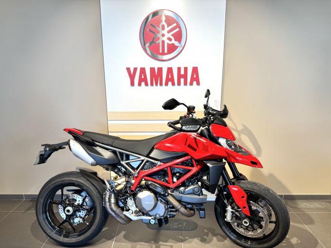 DUCATI HYPERMOTARD 4