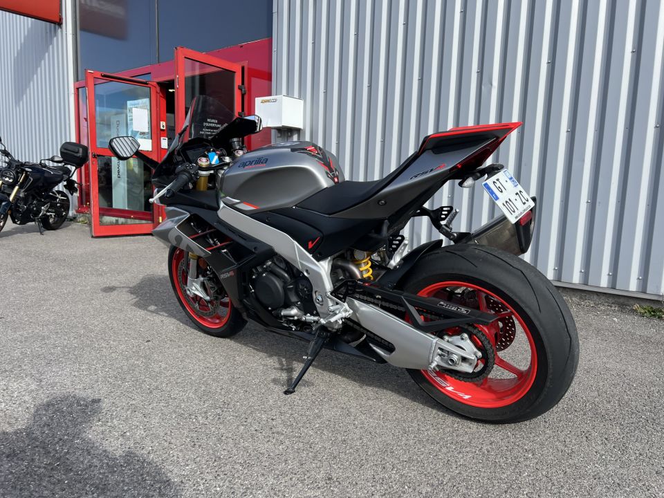 APRILIA RSV4 1100 4