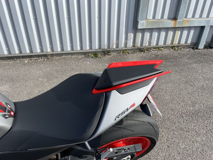 APRILIA RSV4 1100 4