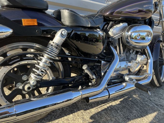 HARLEY-DAVIDSON SUPERLOW 883 4