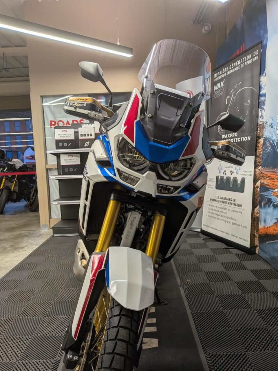 HONDA AFRICA TWIN CRF1000D DCT 4