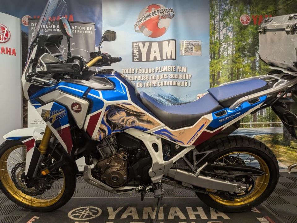 HONDA AFRICA TWIN CRF1000D DCT 4