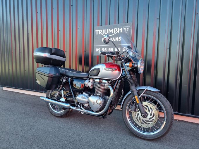 TRIUMPH BONNEVILLE T120 4