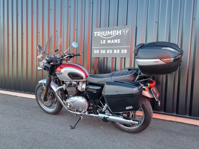 TRIUMPH BONNEVILLE T120 4