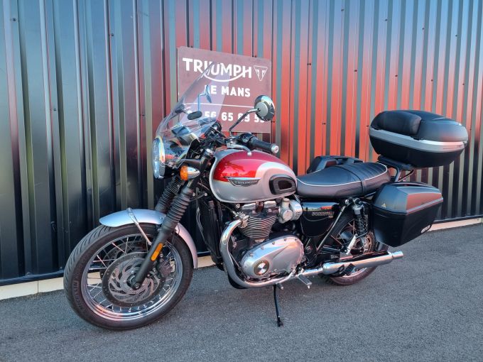 TRIUMPH BONNEVILLE T120 4