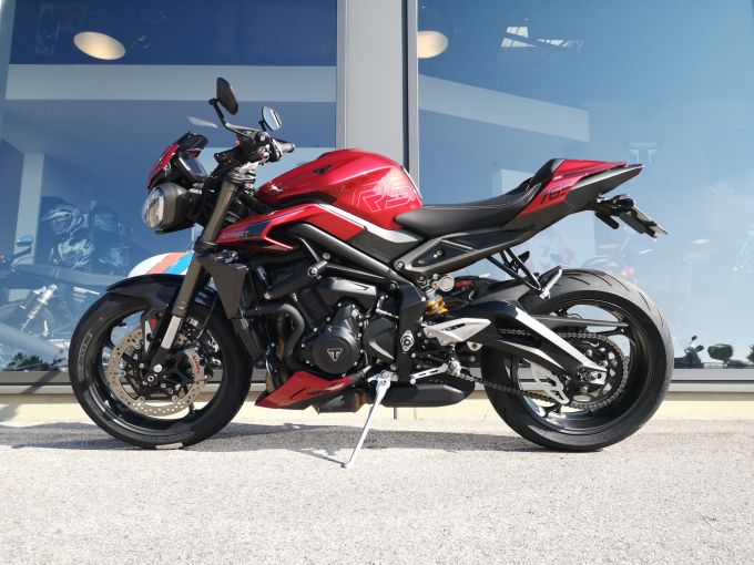 TRIUMPH STREET TRIPLE 765 RS 4