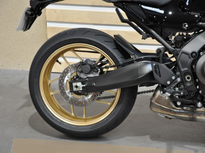 YAMAHA XSR 900 4