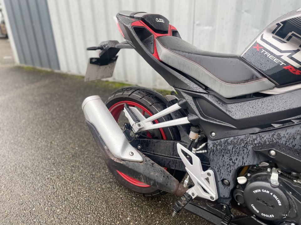 UM MOTORCYCLES X-STREET 125 / REVISEE / GARANTIE 4