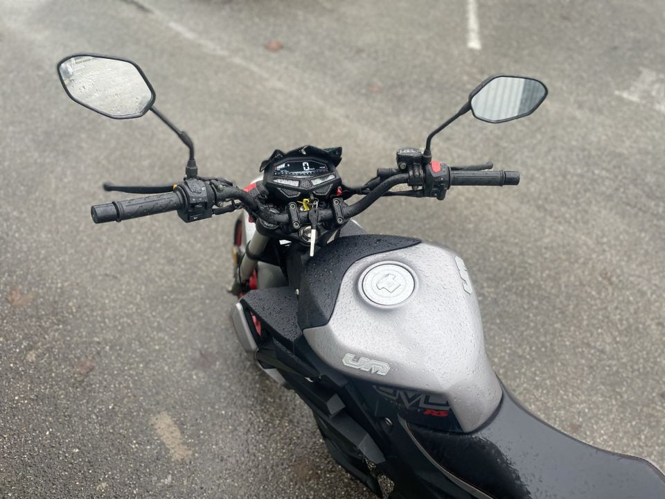 UM MOTORCYCLES X-STREET 125 / REVISEE / GARANTIE 4