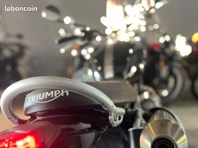 TRIUMPH SCRAMBLER 1200 XC 4