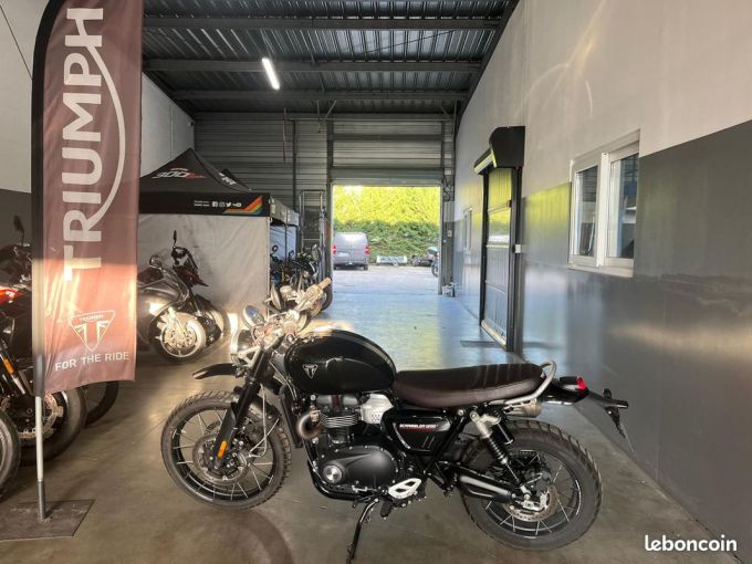 TRIUMPH SCRAMBLER 1200 XC 4