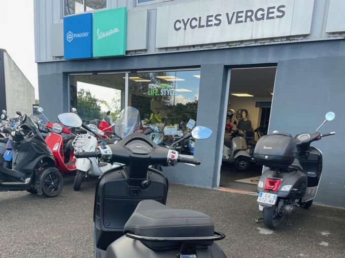 VESPA GTS 300 4