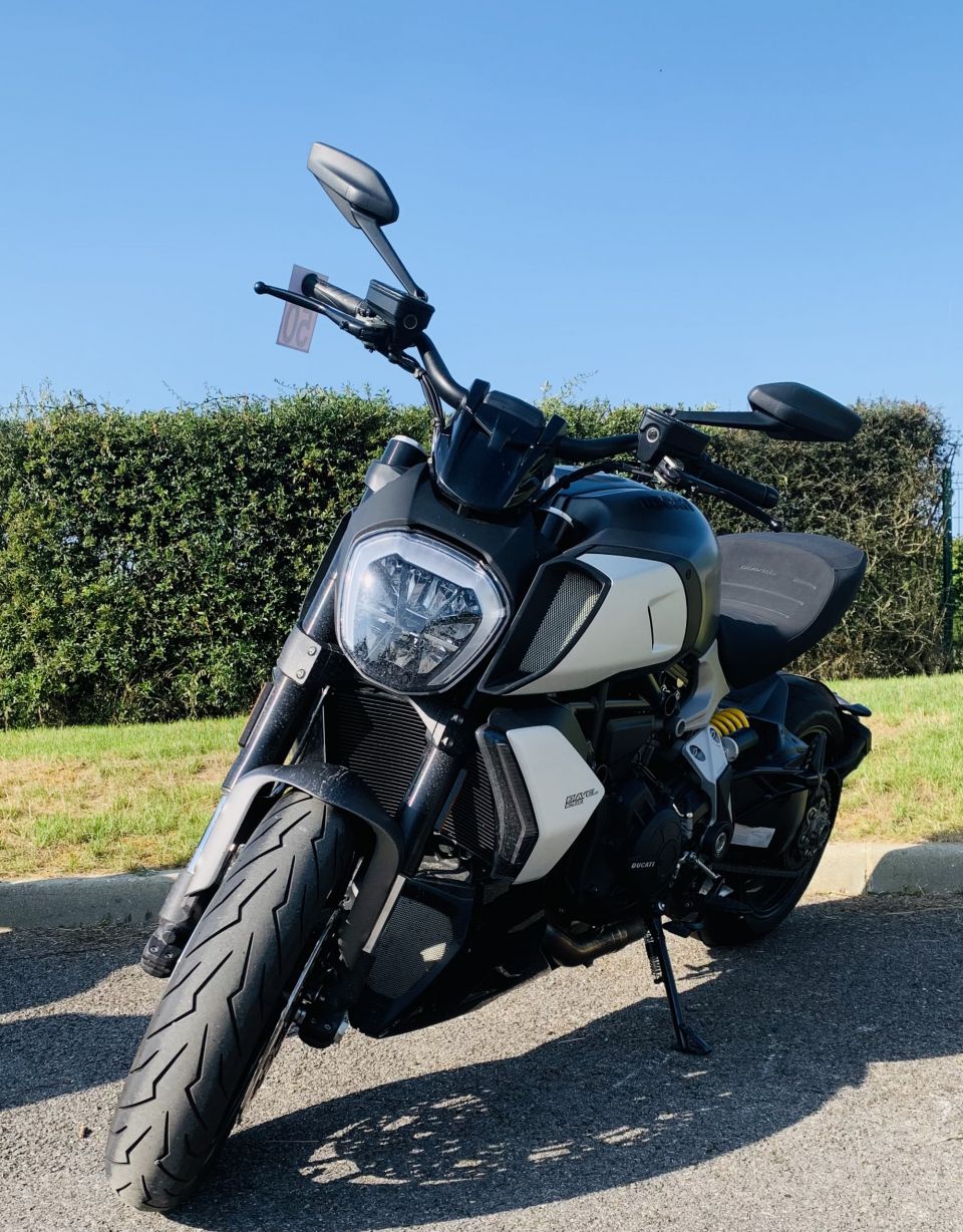 DUCATI DIAVEL 4