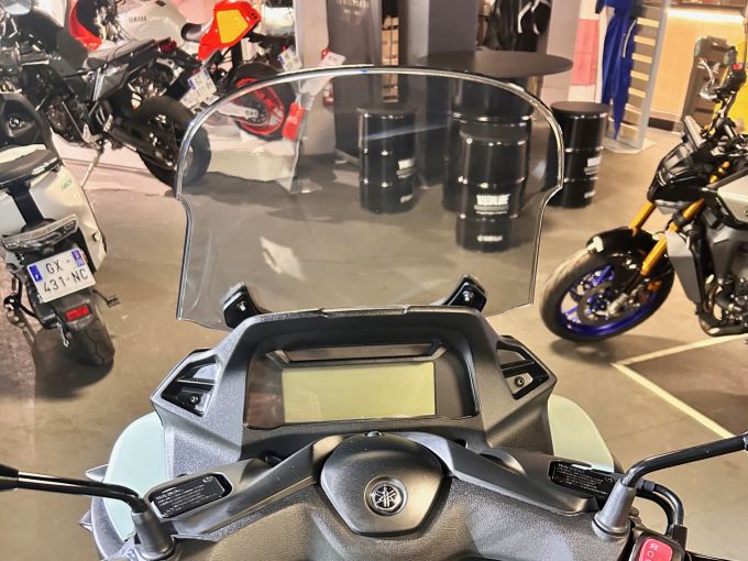 YAMAHA TRICITY 300 4