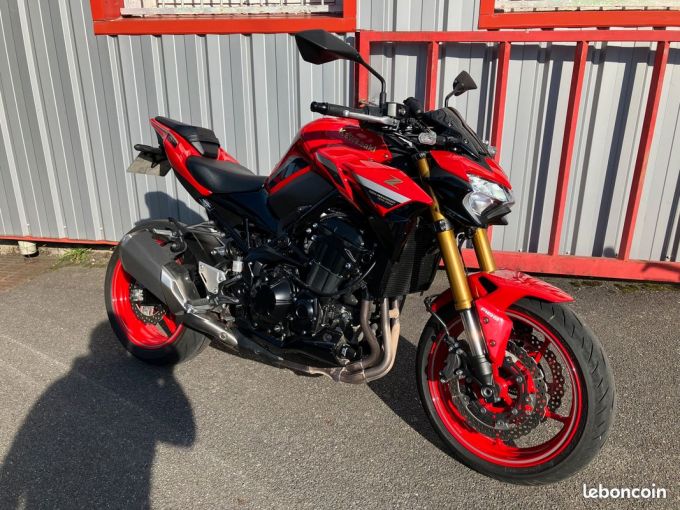 KAWASAKI Z900 SE 4