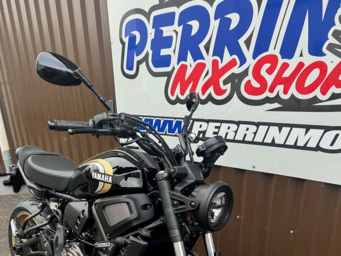 YAMAHA XSR 700 LEGACY 4