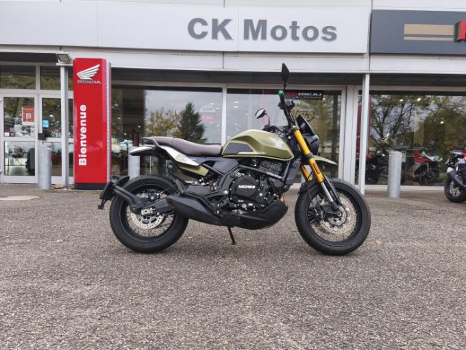 MOTO MORINI SEIEMMEZZO SCR 4