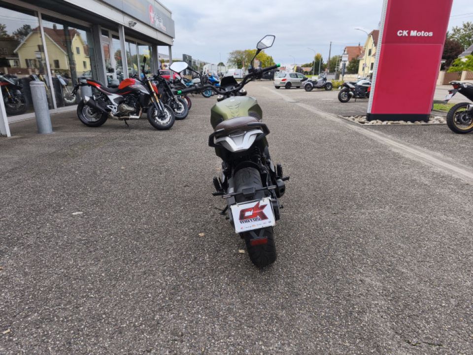 MOTO MORINI SEIEMMEZZO SCR 4