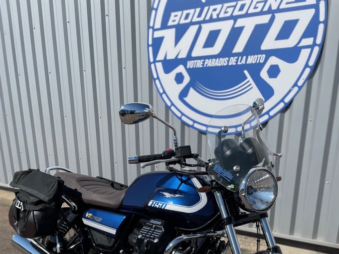 MOTO GUZZI V7 SPECIAL 4
