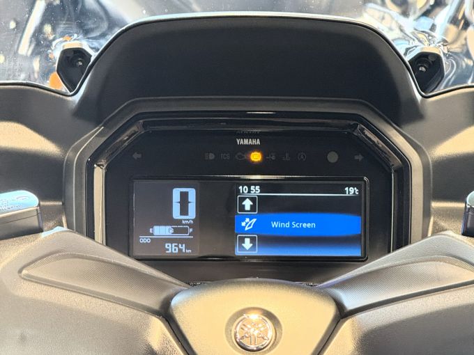 YAMAHA XMAX 125 TECH MAX 4