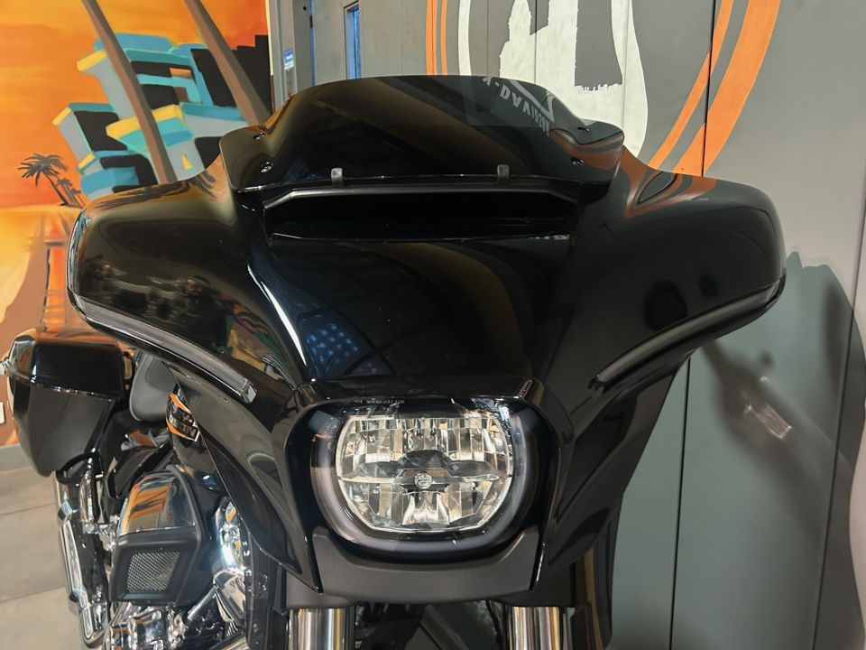 HARLEY-DAVIDSON TOURING STREET GLIDE 1923 4