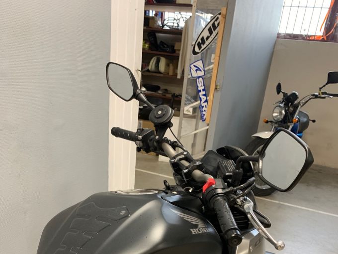 HONDA CB 650 R 4