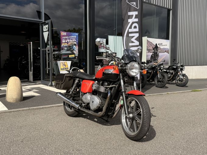 TRIUMPH Bonneville T100 4