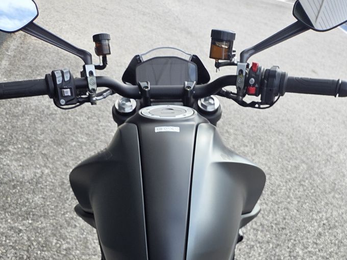 DUCATI MONSTER + 937 4