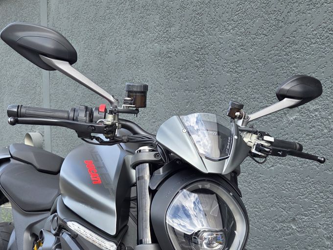 DUCATI MONSTER + 937 4