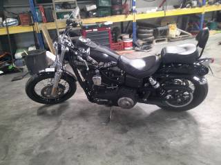 HARLEY-DAVIDSON DYNA STREET BOB 1584 - 2011
