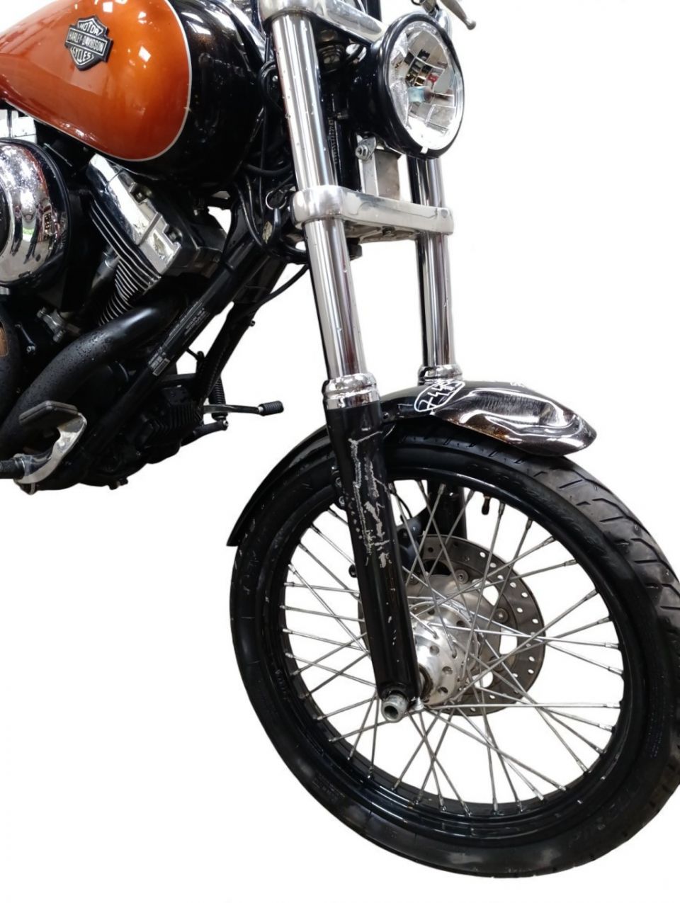 HARLEY-DAVIDSON DYNA WIDE GLIDE 1584 4