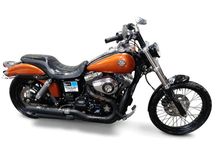 HARLEY-DAVIDSON DYNA WIDE GLIDE 1584 4