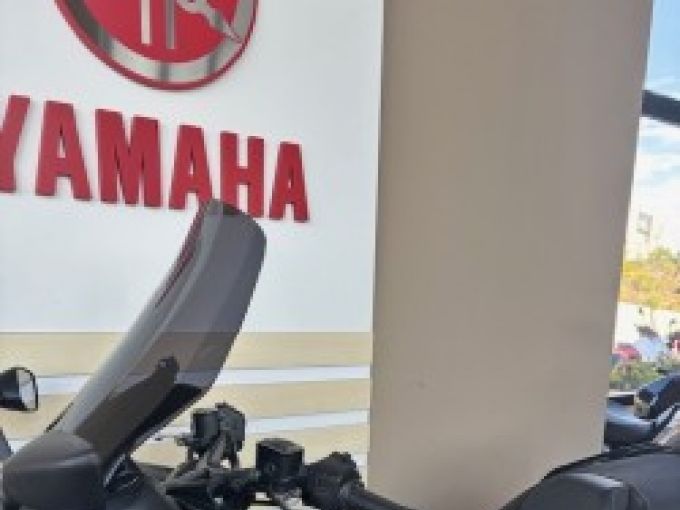 YAMAHA XP T-MAX 560 TECH MAX 4
