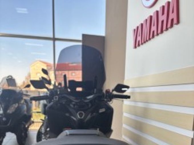 YAMAHA XP T-MAX 560 TECH MAX 4