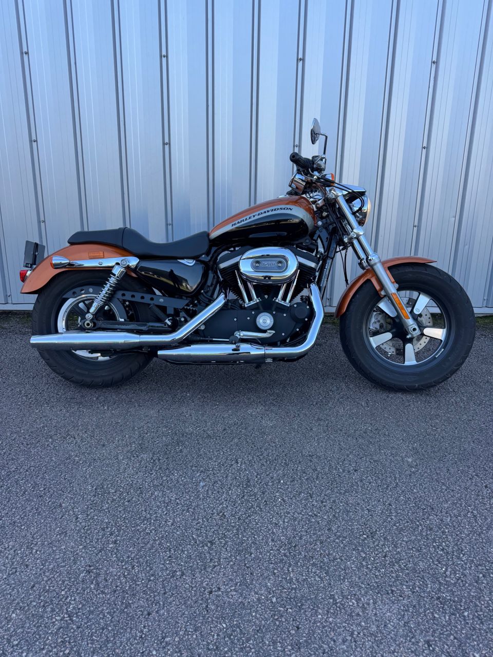 HARLEY-DAVIDSON SPORTSTER CUSTOM 1200 CA 4