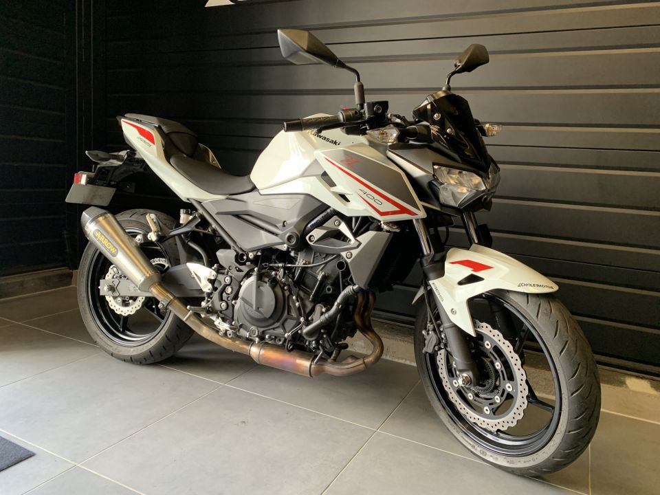 KAWASAKI Z400 4