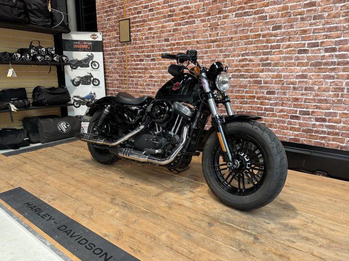 HARLEY-DAVIDSON SPORTSTER FORTY-EIGHT 1200 4