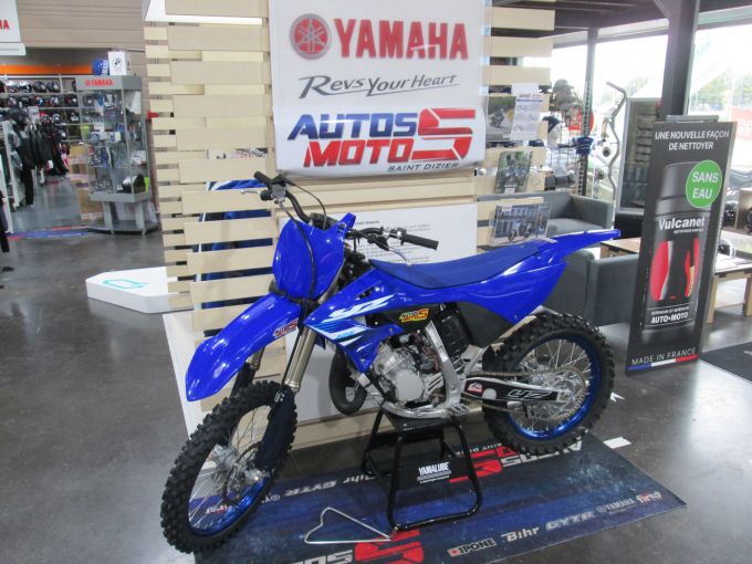 YAMAHA 125 YZ 2025 4