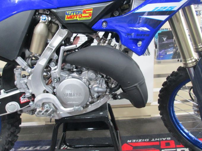 YAMAHA 125 YZ 2025 4