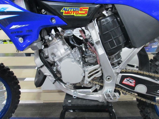 YAMAHA 125 YZ 2025 4