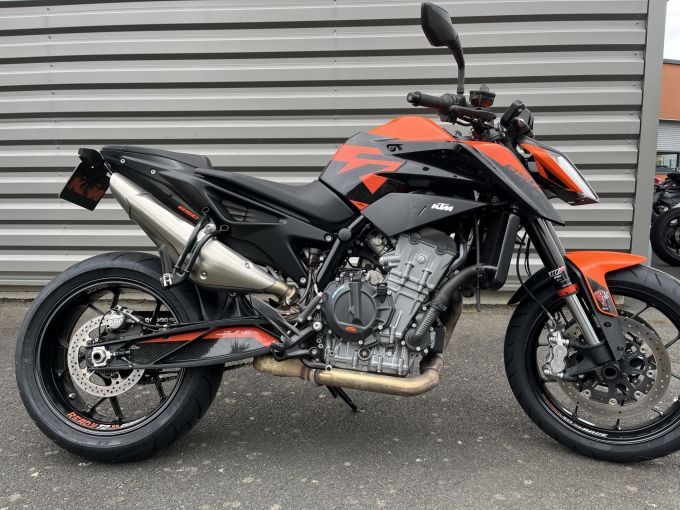 KTM 890 DUKE L 4