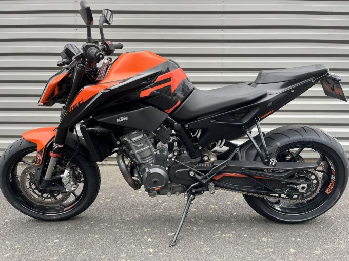 KTM 890 DUKE L 4