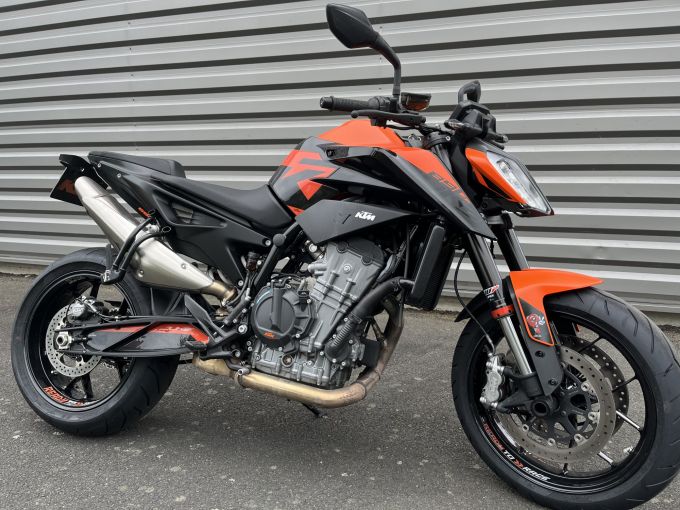KTM 890 DUKE L 4